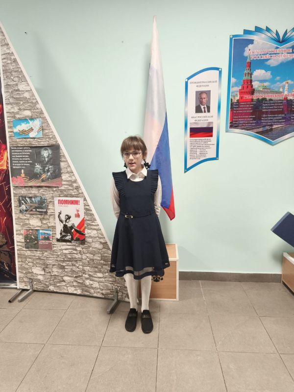 Сегодня в стенах ГБОУ "Школа №2 г.о. Дебальцево" прошла особенная линейка, посвященная Дню Неизвестного Солдата по партийному проекту "Историческая память" Сегодня в стенах ГБОУ "Школа №2 г.о. Дебальцево" прошла особенная линейка, посвященная Дню Неизвестного Солдата по партийному проекту "Историческая память"