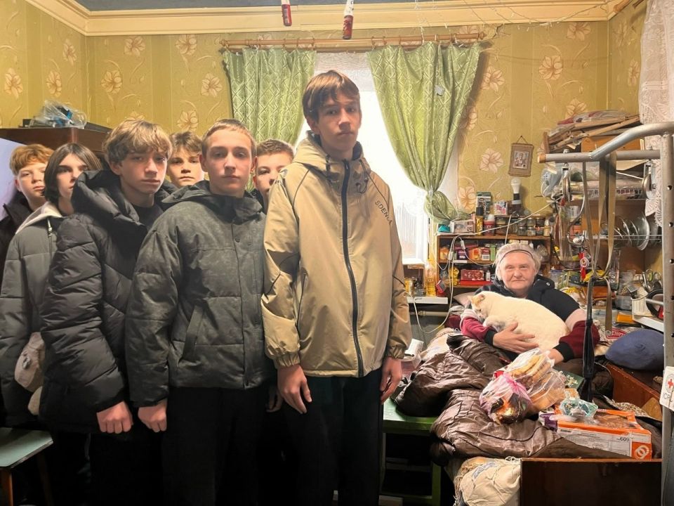 Школьники Ждановки присоединились к Международной акции «Белая ленточка» Школьники Ждановки присоединились к Международной акции «Белая ленточка»