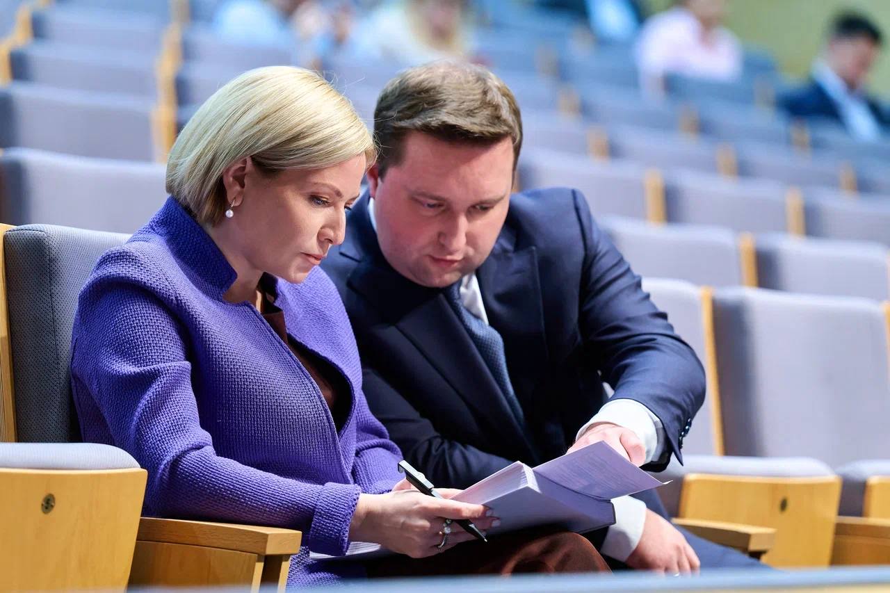 Ольга Любимова: Посетила очную защиту национальных фильмов Фонда кино Ольга Любимова: Посетила очную защиту национальных фильмов Фонда кино