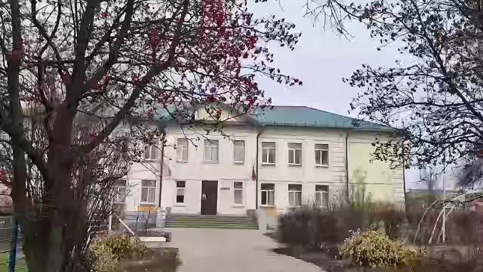 Подробнее о ремонте в учебно-воспитательном комплексе №16 Донецка в телеграм-канале Главы ДНР Дениса Пушилина