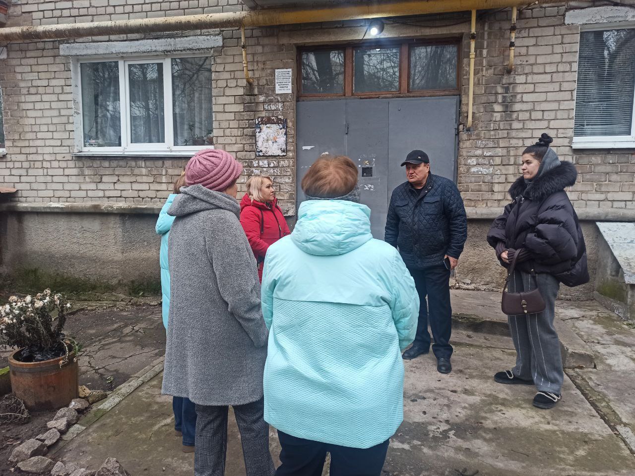 Валентин Левченко: Провел встречу с активом многоквартирного дома №3 в переулке Россини Валентин Левченко: Провел встречу с активом многоквартирного дома №3 в переулке Россини