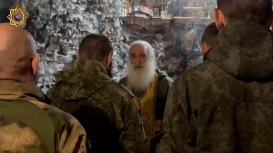 Апти Алаудинов: Протоиерей Николай Германский, настоятель Свято-Никольского храма посёлка Ракитное Белгородской области, посетил бойцов отряда "Бати" спецназа "АХМАТ" МО РФ, где провёл молебен и таинство причастия