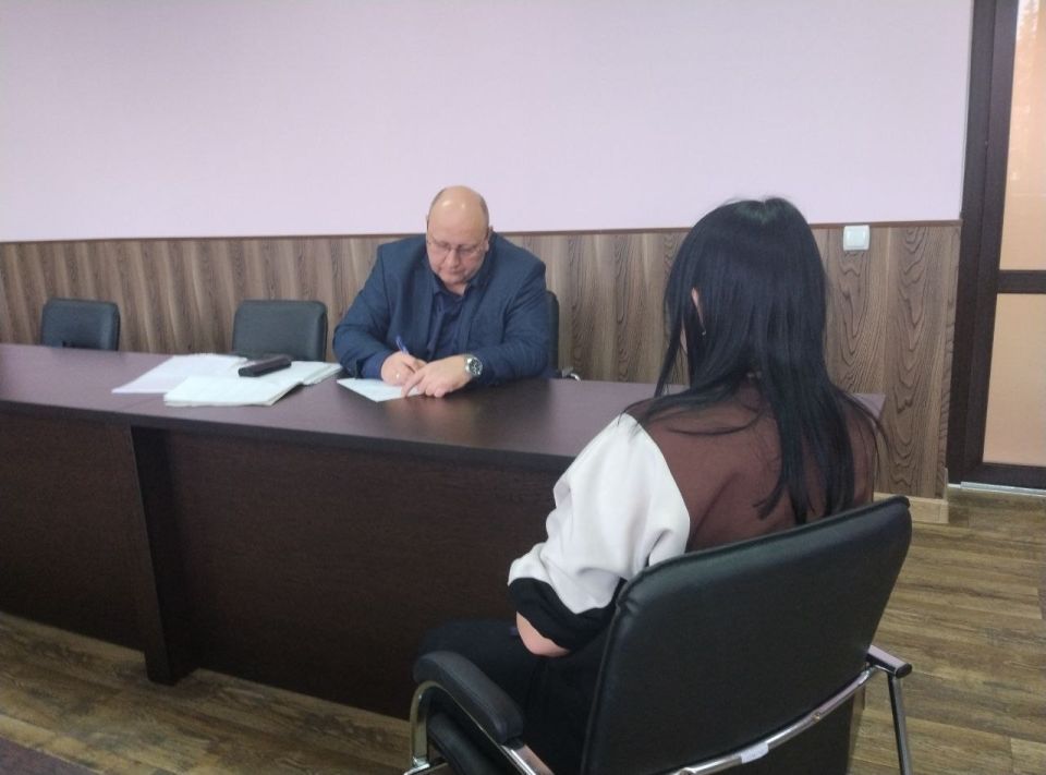 Сегодня, 3 декабря депутат Макеевского городского совета ДНР первого созыва Сергей Чуяшенко провел личный приём граждан в Управе Червоногвардейского внутригородского района городского округа Макеевка Сегодня, 3 декабря депутат Макеевского городского совета ДНР первого созыва Сергей Чуяшенко провел личный приём граждан в Управе Червоногвардейского внутригородского района городского округа Макеевка