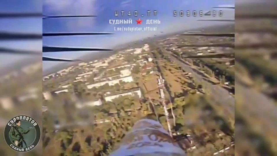 Первый дрон в Красноармейске (Покровске), первый пост с упоминанием об освобождении