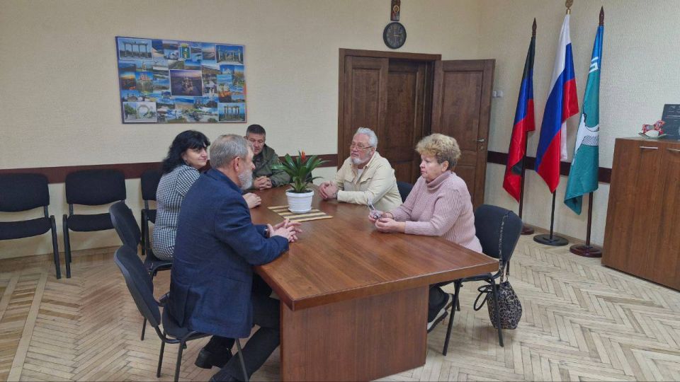 Борис Трима: Состоялась встреча Главы округа с членами Ростовского отделения Императорского Православного Палестинского Общества Борис Трима: Состоялась встреча Главы округа с членами Ростовского отделения Императорского Православного Палестинского Общества