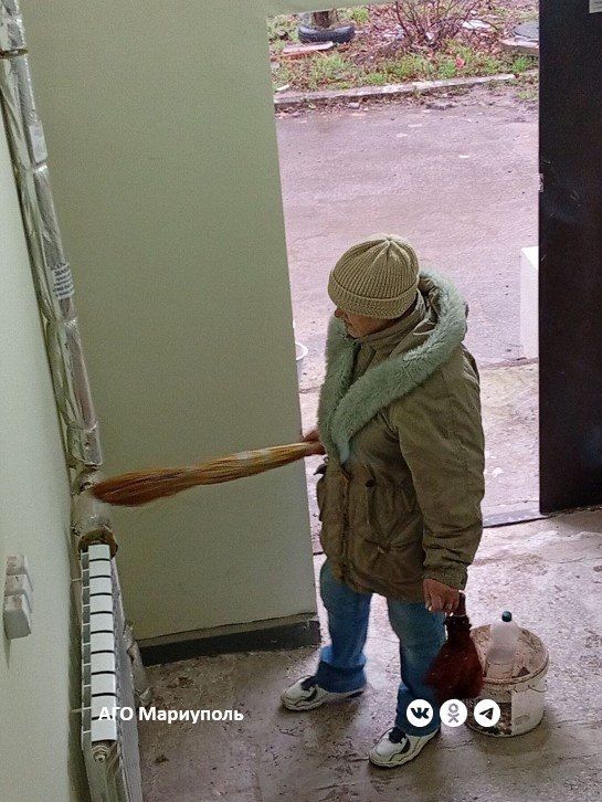 В Ильичевском и Орджоникидзевском районах Мариуполя жилищники привели в порядок внутридворовые территории В Ильичевском и Орджоникидзевском районах Мариуполя жилищники привели в порядок внутридворовые территории
