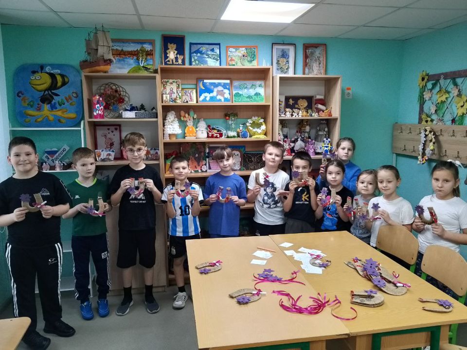 В рамках общероссийской акции #ЩедрыйВторник в МКУДО «Володарский центр внешкольного образования» прошел мастер-класс «Подарок другу» В рамках общероссийской акции #ЩедрыйВторник в МКУДО «Володарский центр внешкольного образования» прошел мастер-класс «Подарок другу»