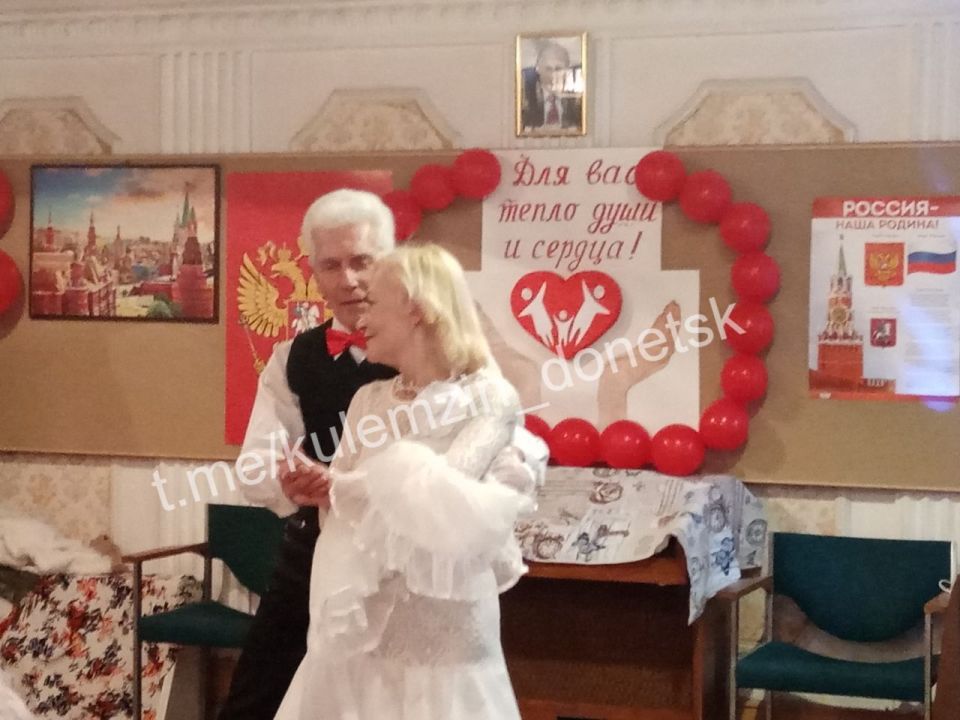 В учреждениях социальной защиты города Донецка прошли мероприятия «Доброе сердце – особым людям», посвященные Международному дню инвалидов В учреждениях социальной защиты города Донецка прошли мероприятия «Доброе сердце – особым людям», посвященные Международному дню инвалидов