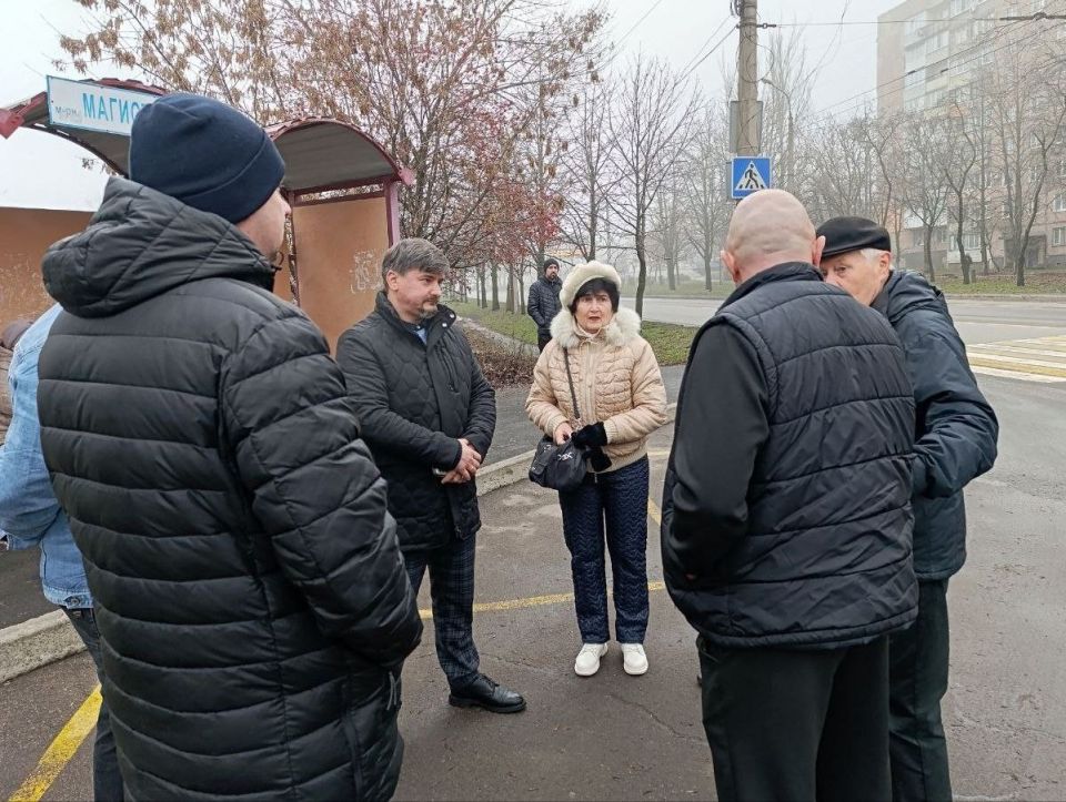 Специалисты Минтранса ДНР обследовали техническую возможность размещения дополнительной остановки автобуса № 23 в микрорайоне Магистральный г. Донецка