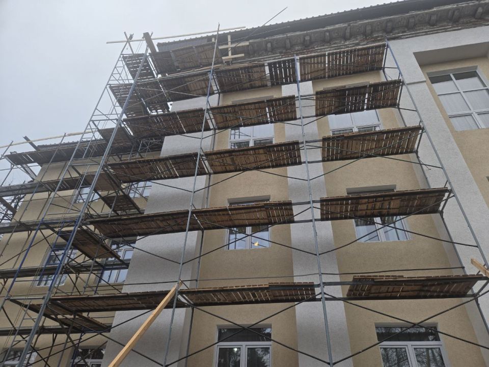 В рамках рабочей встречи с директором Муниципального бюджетного учреждения дополнительного образования «Дебальцевская детская школа искусств» Владимиром Ильичом Калижуком подведены итоги значительного объема текущих... В рамках рабочей встречи с директором Муниципального бюджетного учреждения дополнительного образования «Дебальцевская детская школа искусств» Владимиром Ильичом Калижуком подведены итоги значительного объема текущих...