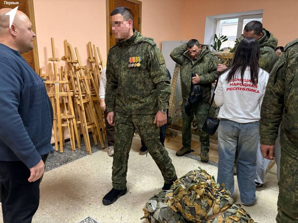 Сила единства: активисты плели сети для военных Сила единства: активисты плели сети для военных