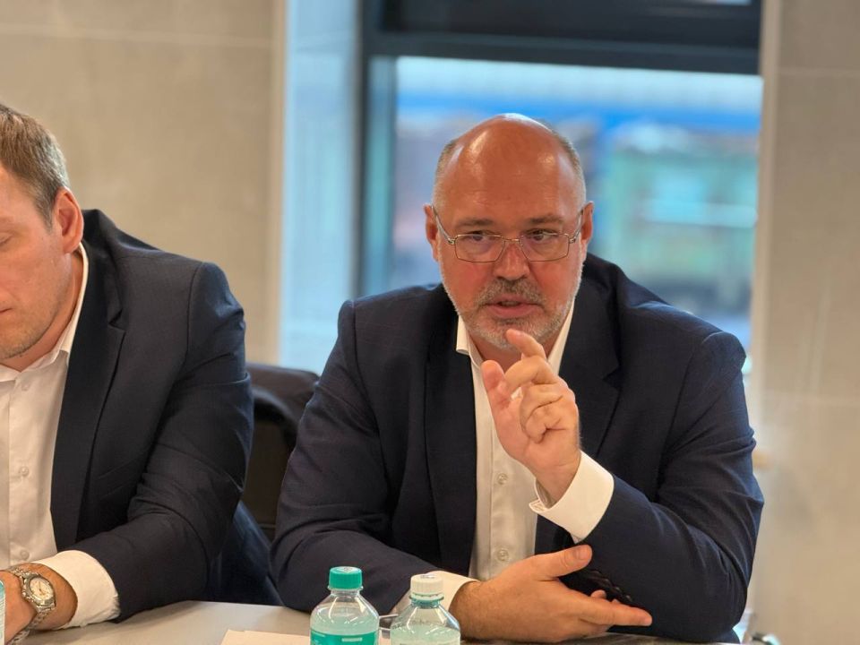 ��������� ����������: ������� ����������� ������� ������������� ���������������� � �������� ��������� ����� ���������� ���������� ��������� � ��� �������� � ��������� ������� � ���������