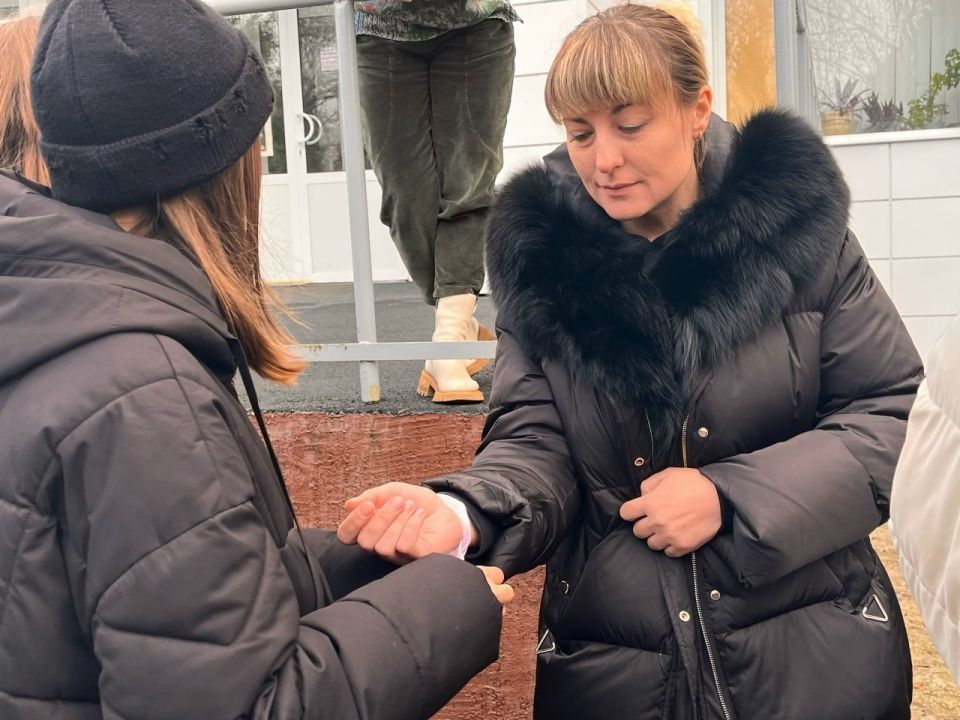 Школьники Ждановки присоединились к Международной акции «Белая ленточка» Школьники Ждановки присоединились к Международной акции «Белая ленточка»