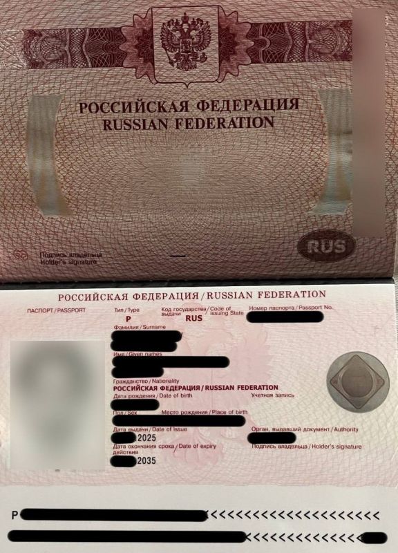 Обладателем первого документа стала 4-летняя девочка: в ДНР выдали первый биометрический загранпаспорт Обладателем первого документа стала 4-летняя девочка: в ДНР выдали первый биометрический загранпаспорт