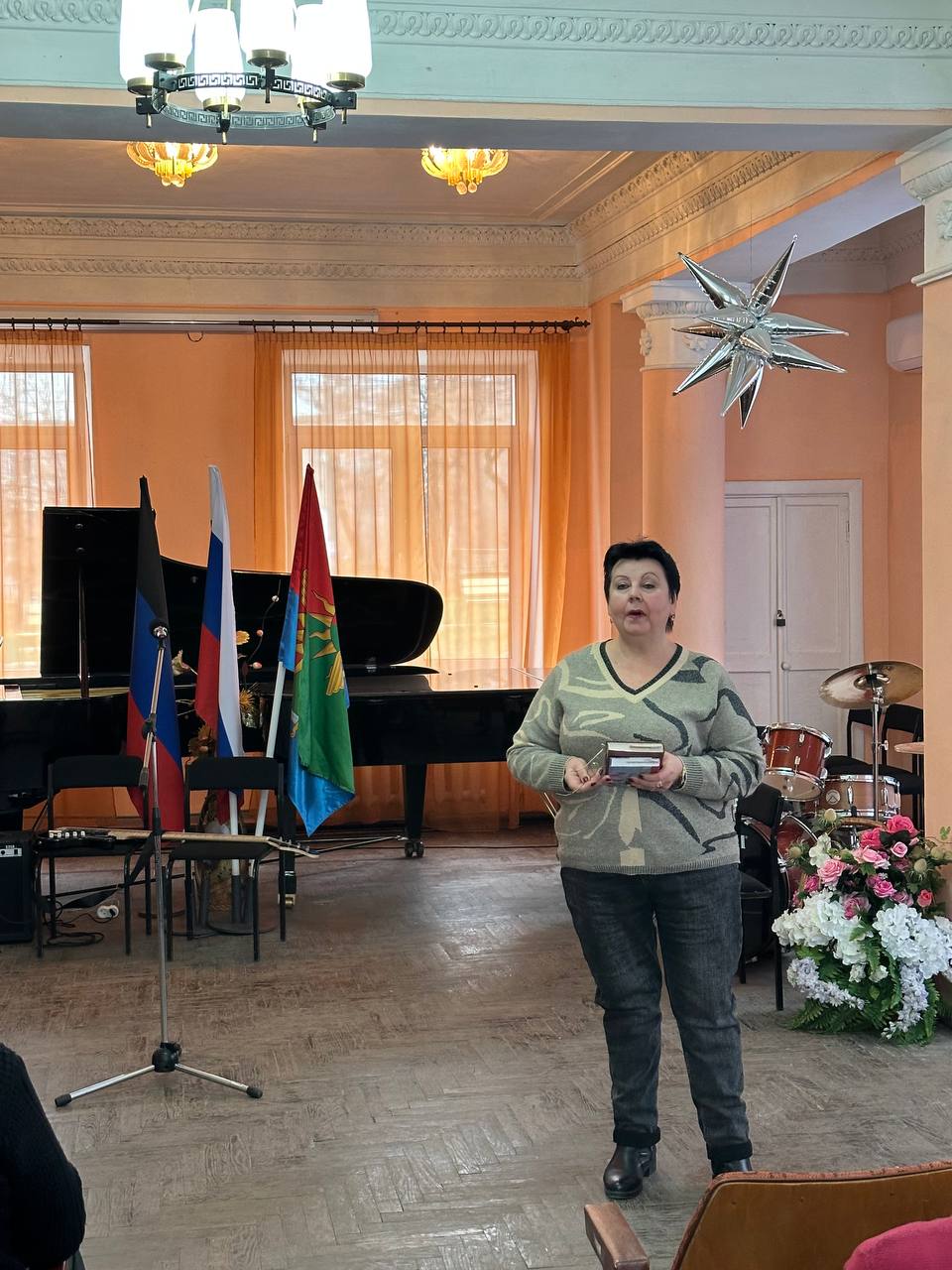 Сегодня, 04.12.2025г., в малом зале МБУДО «Дебальцевская детская школа искусств» городского округа Дебальцево Донецкой Народной Республики для подопечных ГБУСО "Центр социального обслуживания населения города Дебальцево"... Сегодня, 04.12.2025г., в малом зале МБУДО «Дебальцевская детская школа искусств» городского округа Дебальцево Донецкой Народной Республики для подопечных ГБУСО "Центр социального обслуживания населения города Дебальцево"...