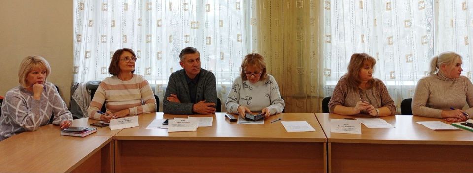 Наталья Бегуненко: В Управе Петровского внутригородского района Администрации городского округа Донецк прошло заседание Комиссии по делам несовершеннолетних и защите их прав Наталья Бегуненко: В Управе Петровского внутригородского района Администрации городского округа Донецк прошло заседание Комиссии по делам несовершеннолетних и защите их прав