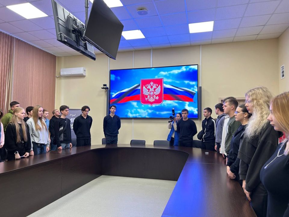 Теперь — и с Мариуполем. Продолжаем расширять горизонты сотрудничества Теперь — и с Мариуполем. Продолжаем расширять горизонты сотрудничества