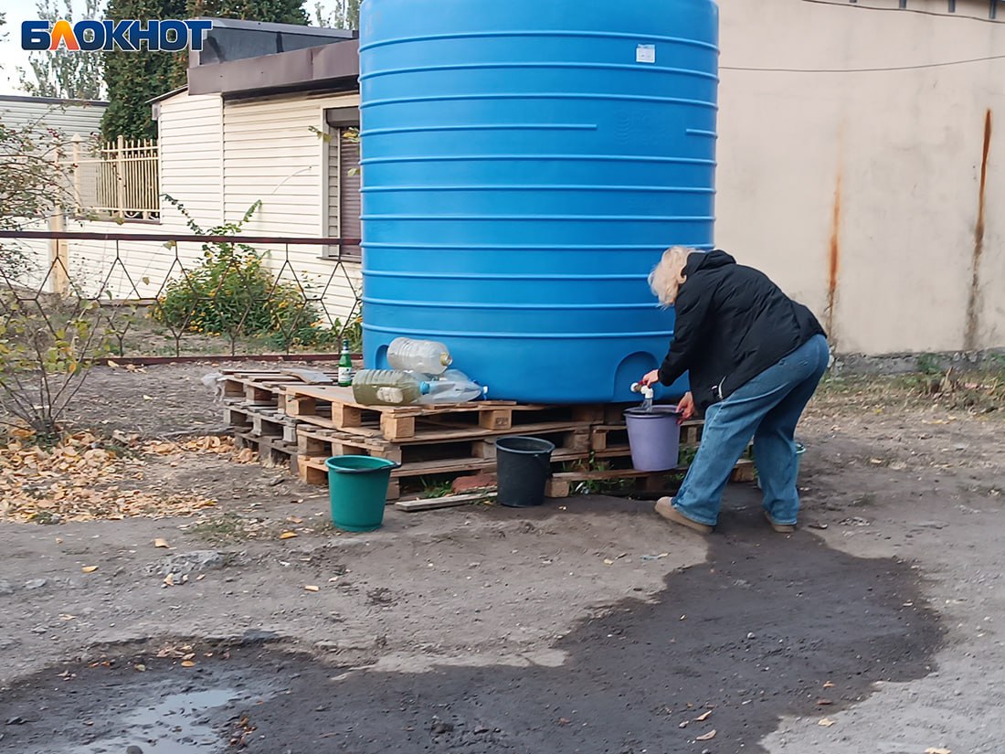 Вода исчезла из Кировского района Донецка, хотя глава ДНР обещал улучшение в декабре Вода исчезла из Кировского района Донецка, хотя глава ДНР обещал улучшение в декабре