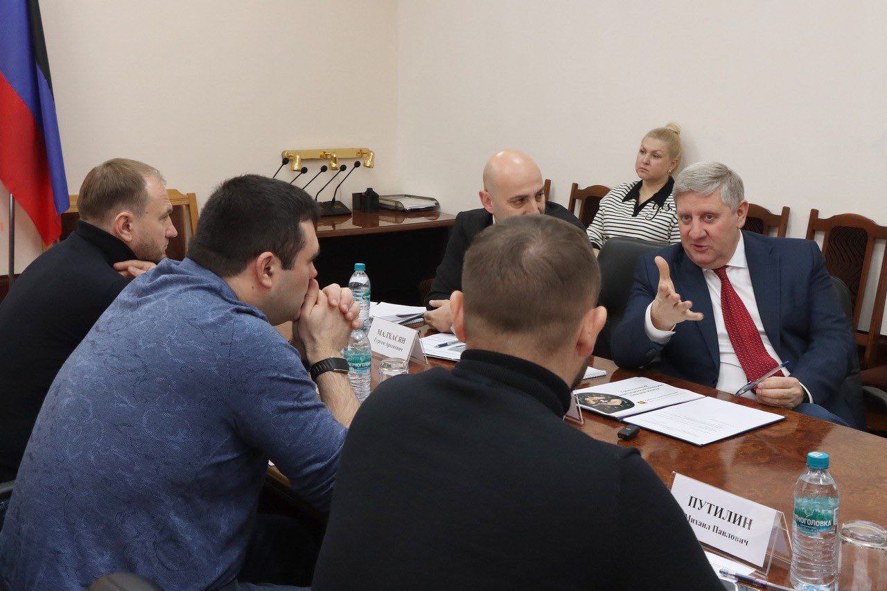 Андрей Чертков: Встретился с коллегами из Липецкой области Андрей Чертков: Встретился с коллегами из Липецкой области