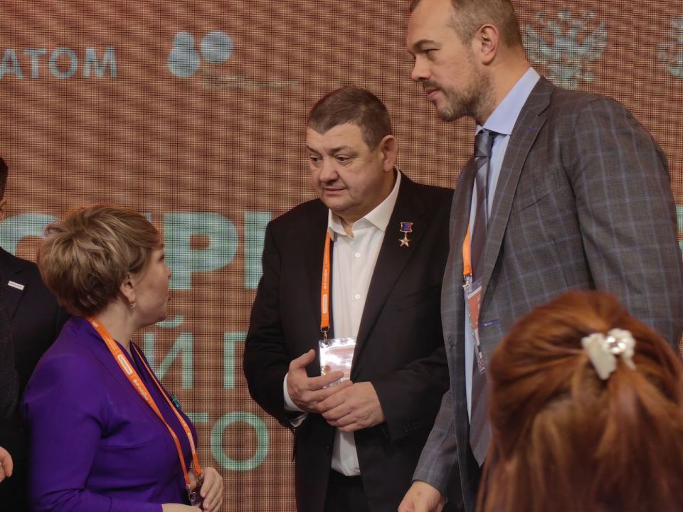 Иван Приходько: На Международной премии #МЫВМЕСТЕ сегодня состоялась эстафета, суть которой заключается в том, что города, которые в прошлом году победили, представили свои проекты, ранее проработанные с экспертами Иван Приходько: На Международной премии #МЫВМЕСТЕ сегодня состоялась эстафета, суть которой заключается в том, что города, которые в прошлом году победили, представили свои проекты, ранее проработанные с экспертами