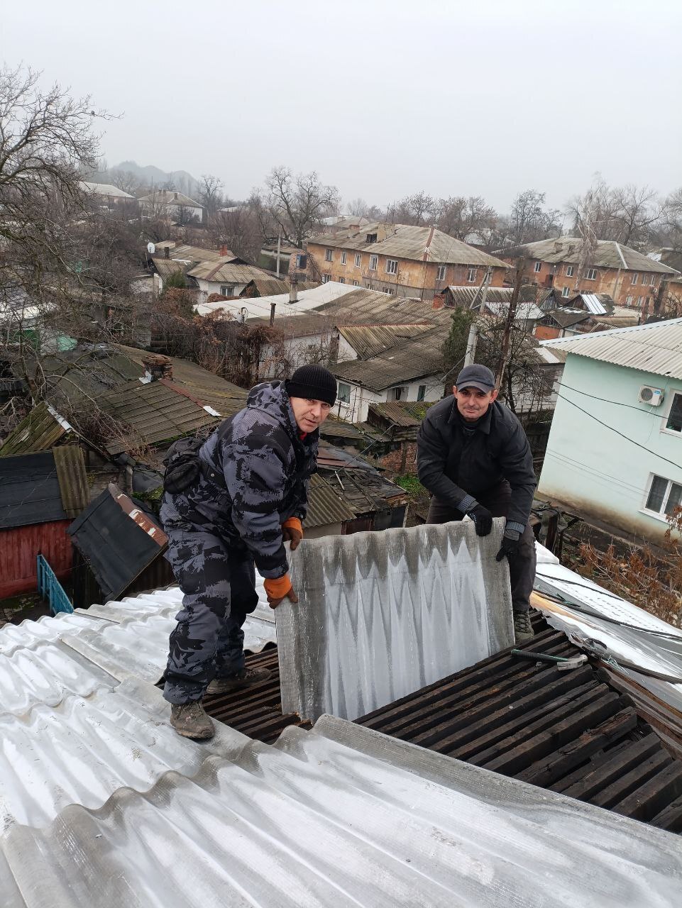 Наталья Бегуненко: На протяжении недели сотрудники Петровского участка № 1 Донецкого Филиала «Единого регионального фонда по управлению МКД на территории ДНР» продолжают выполнять ремонтные работы по следующим адресам: ул.... Наталья Бегуненко: На протяжении недели сотрудники Петровского участка № 1 Донецкого Филиала «Единого регионального фонда по управлению МКД на территории ДНР» продолжают выполнять ремонтные работы по следующим адресам: ул....