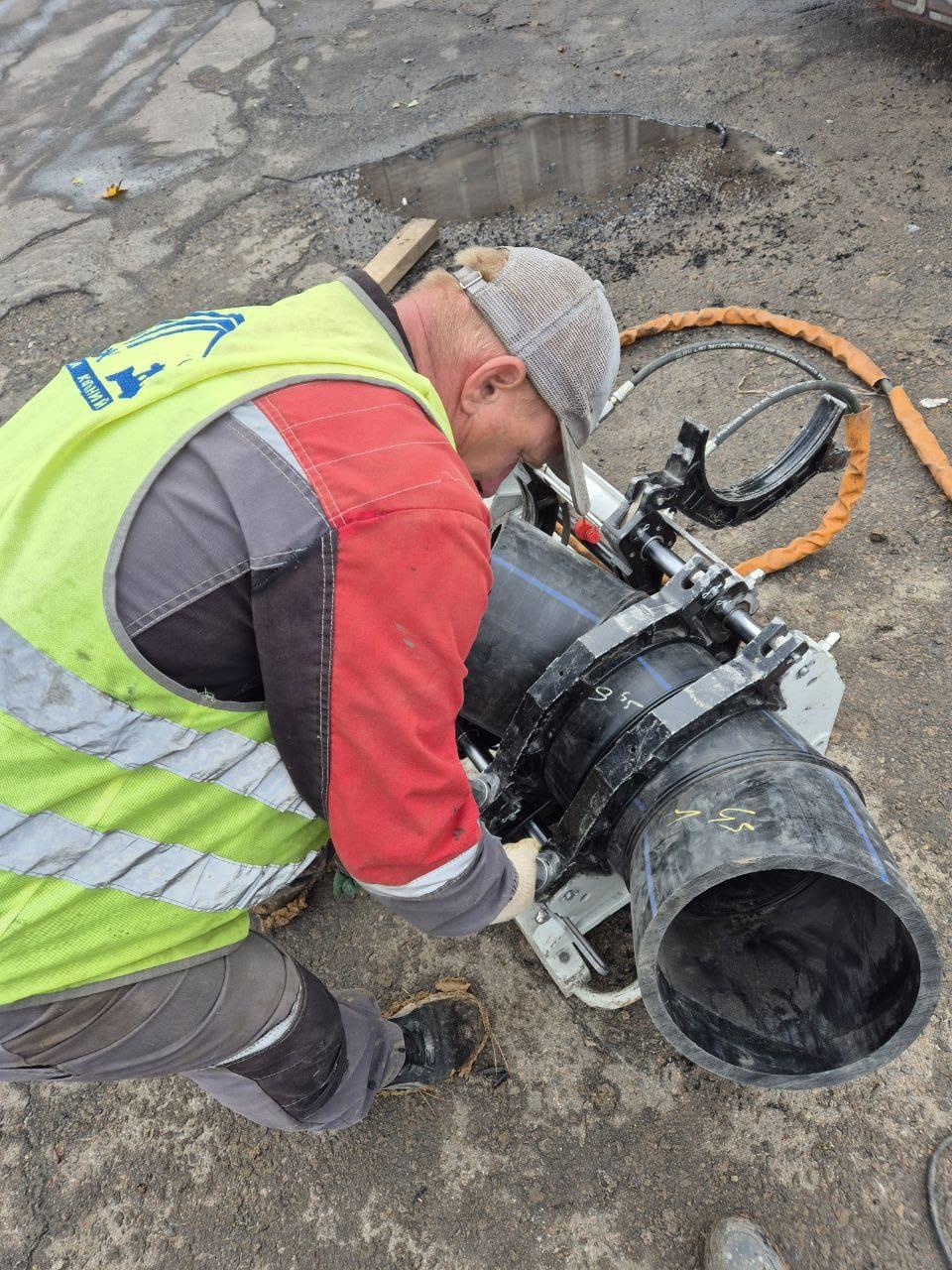 Борис Трима: Нижегородские подрядчики завершили работы по замене участка водопроводной сети в Урзуфе Борис Трима: Нижегородские подрядчики завершили работы по замене участка водопроводной сети в Урзуфе