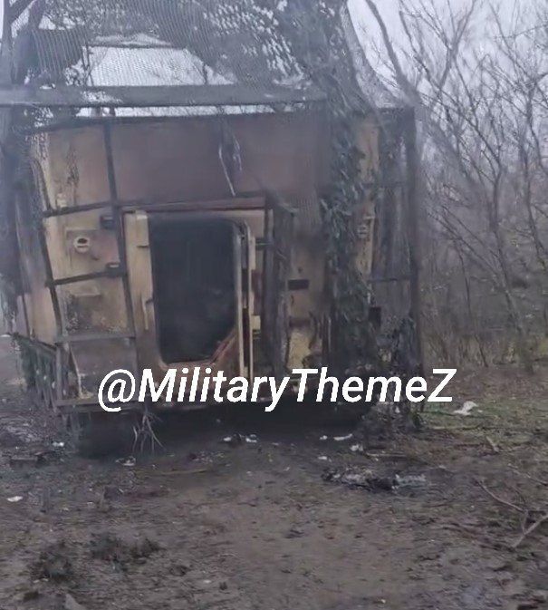 Уничтоженная КШМ М577 на базе БТР М113 ВСУ с мангалом возле н.п. Шевченко ДНР