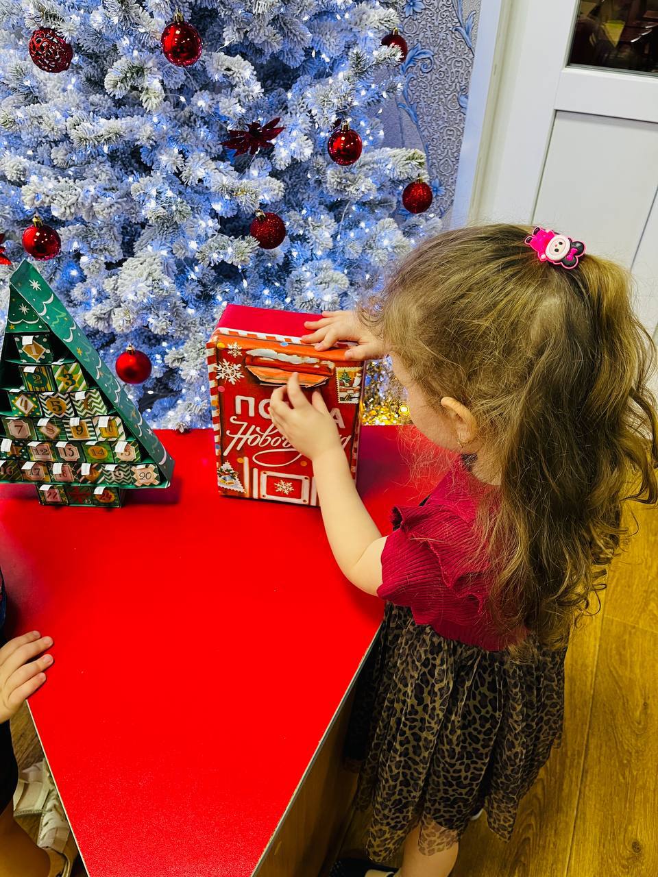 Сергей Желновач: Сегодня в Луганском детском саду «Улыбка» царила атмосфера волшебства и предвкушения! Сергей Желновач: Сегодня в Луганском детском саду «Улыбка» царила атмосфера волшебства и предвкушения!