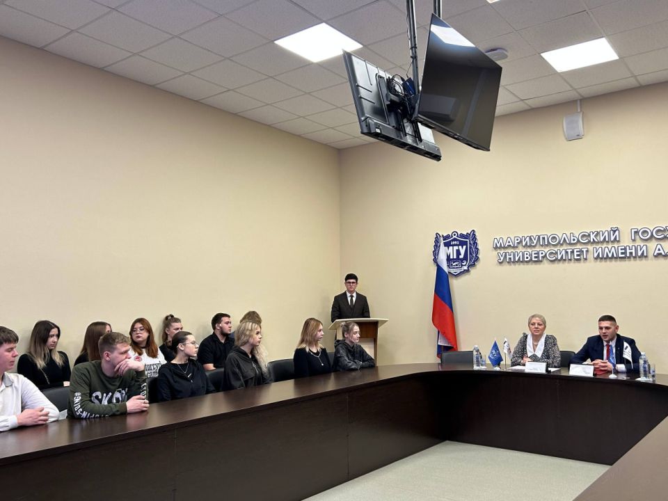 Теперь — и с Мариуполем. Продолжаем расширять горизонты сотрудничества Теперь — и с Мариуполем. Продолжаем расширять горизонты сотрудничества