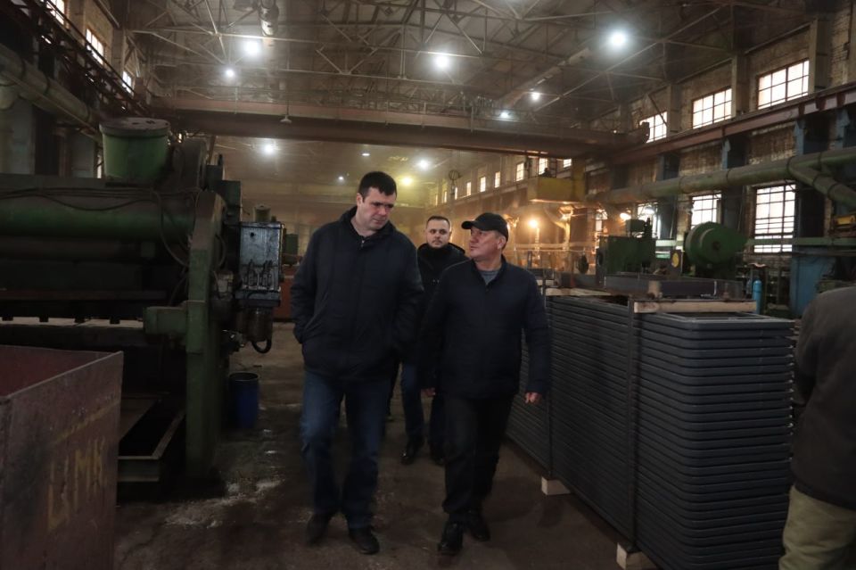Гурген Малхасян: Вместе с Андреем Геннадьевичем Чертковым Председателем Правительства ДНР встретились с представителями из Липецкой области Гурген Малхасян: Вместе с Андреем Геннадьевичем Чертковым Председателем Правительства ДНР встретились с представителями из Липецкой области