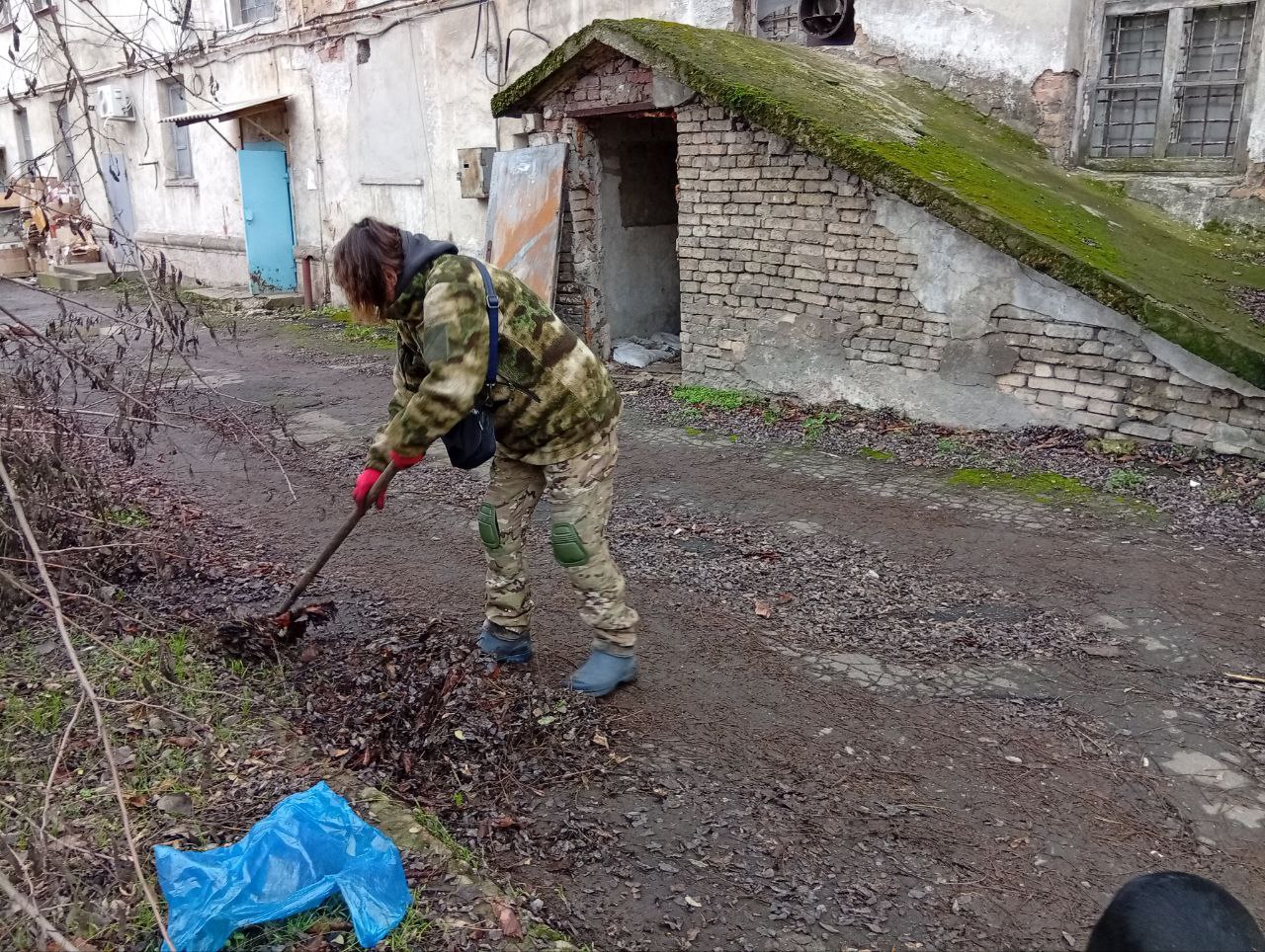 Сегодня, 4 декабря 2025 года, в рамках проекта «Городская среда», реализуемого Единой Россией , жители Кировского района приняли участие в традиционной экологической акции «Чистый четверг» Сегодня, 4 декабря 2025 года, в рамках проекта «Городская среда», реализуемого Единой Россией , жители Кировского района приняли участие в традиционной экологической акции «Чистый четверг»