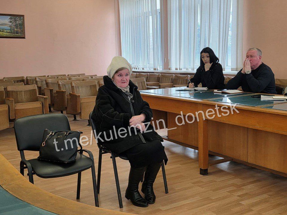 Сегодня советник главы администрации городского округа Донецк Николай Волков провёл приём граждан в общественной приёмной Донецкого городского местного отделения партии «Единая Россия» Сегодня советник главы администрации городского округа Донецк Николай Волков провёл приём граждан в общественной приёмной Донецкого городского местного отделения партии «Единая Россия»
