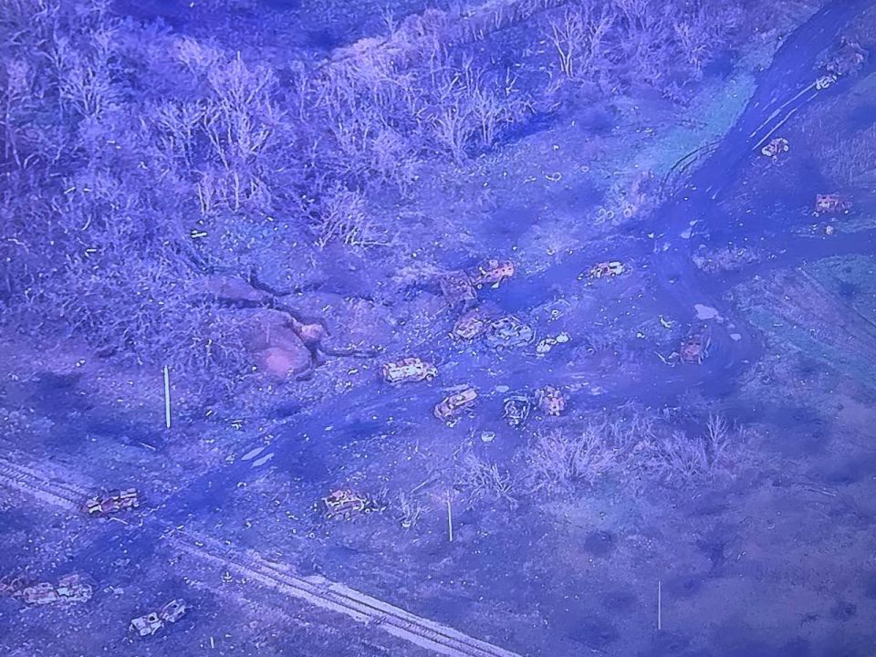 Целых 15 единиц уничтоженной украинской техники на Покровском направлении на одном снимке