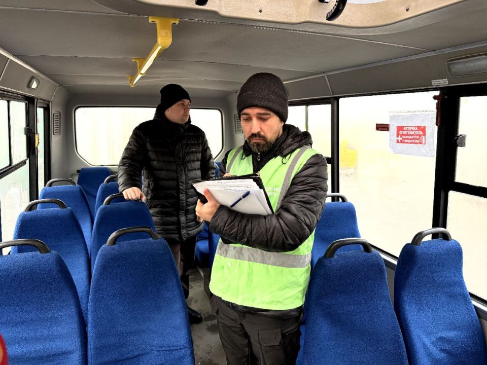 В Минтрансе отреагировали на обращения граждан в соцсетях о неудовлетворительном состоянии автобусов № 7, № 30 в Макеевке и межмуниципального маршрута № 23 В Минтрансе отреагировали на обращения граждан в соцсетях о неудовлетворительном состоянии автобусов № 7, № 30 в Макеевке и межмуниципального маршрута № 23