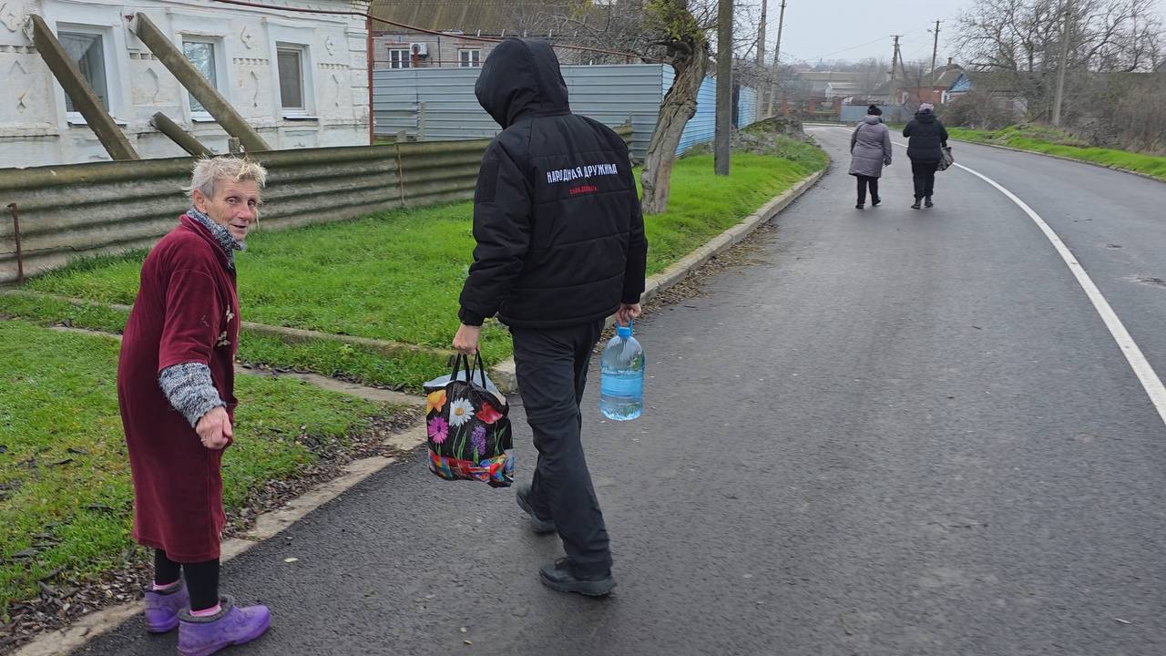 Мангушский округ присоединился к всемирной акции «Щедрый вторник» Мангушский округ присоединился к всемирной акции «Щедрый вторник»