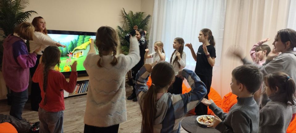 В молодежном отделе МБУ "Дебальцевский центр культуры и досуга" состоялось по-настоящему волшебное предновогоднее событие В молодежном отделе МБУ "Дебальцевский центр культуры и досуга" состоялось по-настоящему волшебное предновогоднее событие