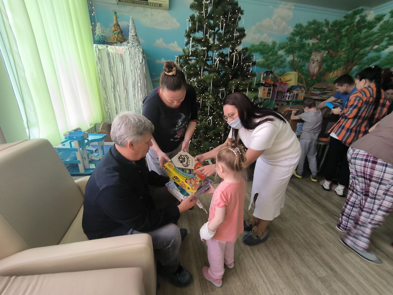 «Коробка храбрости» принесла радость маленьким пациентам! «Коробка храбрости» принесла радость маленьким пациентам!