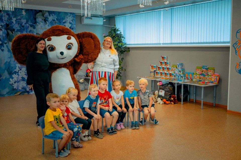 Антон Кольцов: Сердца, меняющие мир!. Сегодня, в День добровольца, я хочу сказать огромное СПАСИБО всем, кто обладает тем самым большим, неравнодушным сердцем, готовым прийти на помощь! Добровольчество – это удивительное... Антон Кольцов: Сердца, меняющие мир!. Сегодня, в День добровольца, я хочу сказать огромное СПАСИБО всем, кто обладает тем самым большим, неравнодушным сердцем, готовым прийти на помощь! Добровольчество – это удивительное...