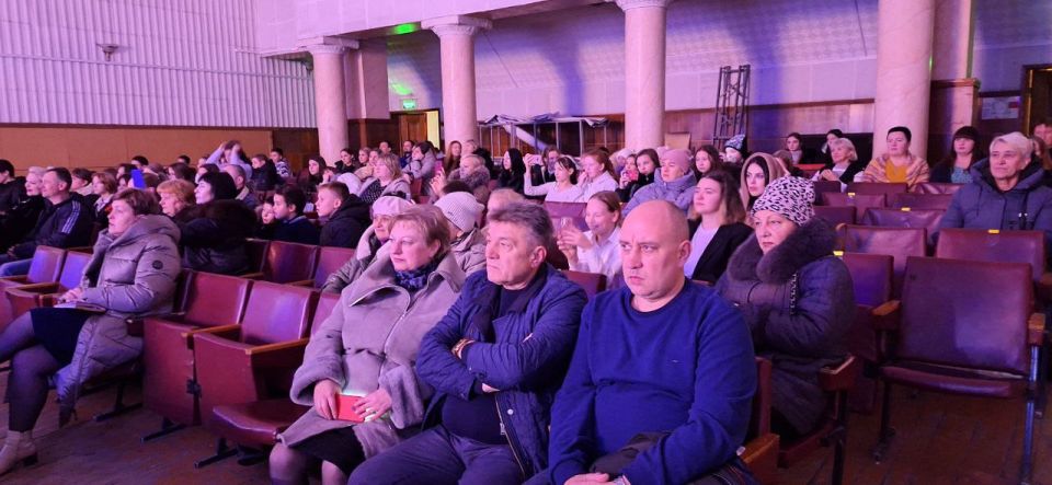 В Советском внутригородском районе состоялся просмотр трагикомедии «Прощай, овраг!» В Советском внутригородском районе состоялся просмотр трагикомедии «Прощай, овраг!»