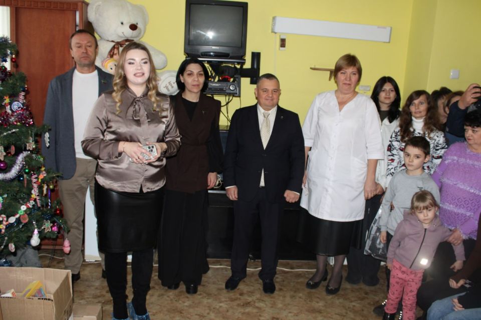 Иван Приходько: В Горловке состоялось мероприятие в рамках акции «Коробка храбрости» Иван Приходько: В Горловке состоялось мероприятие в рамках акции «Коробка храбрости»