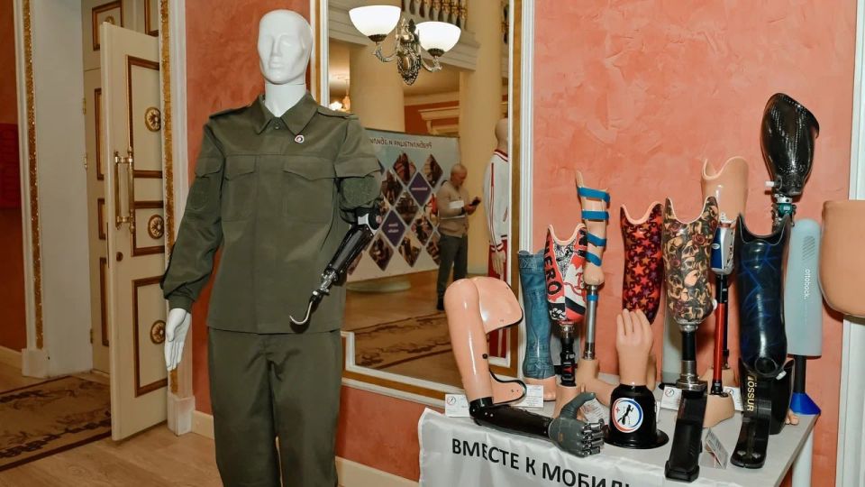 Лариса Толстыкина: Поздравила коллектив Донецкого республиканского протезно-ортопедического центра с 80-летним юбилеем предприятия Лариса Толстыкина: Поздравила коллектив Донецкого республиканского протезно-ортопедического центра с 80-летним юбилеем предприятия