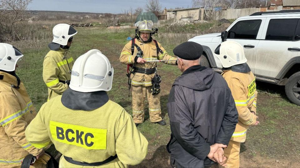 13 пожарных-добровольцев Волновахского округа прошли профессиональное обучение на Ямале