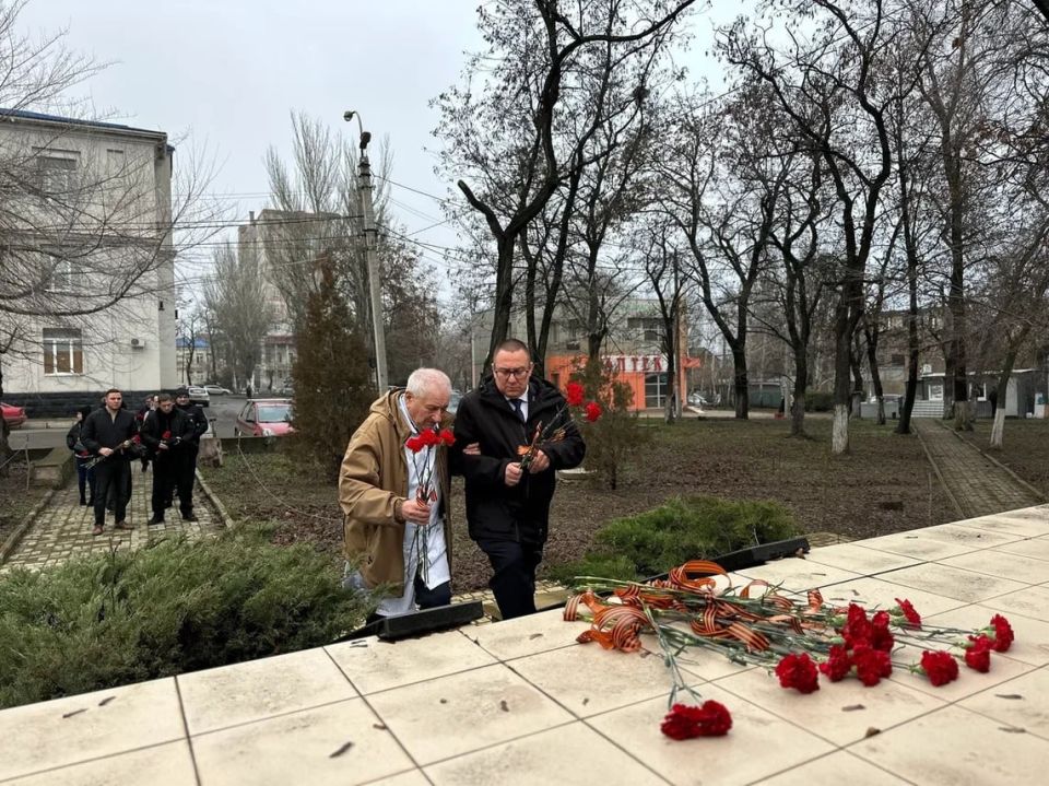 Андрей Крамар и Эмиль Фисталь почтили память неизвестных солдат