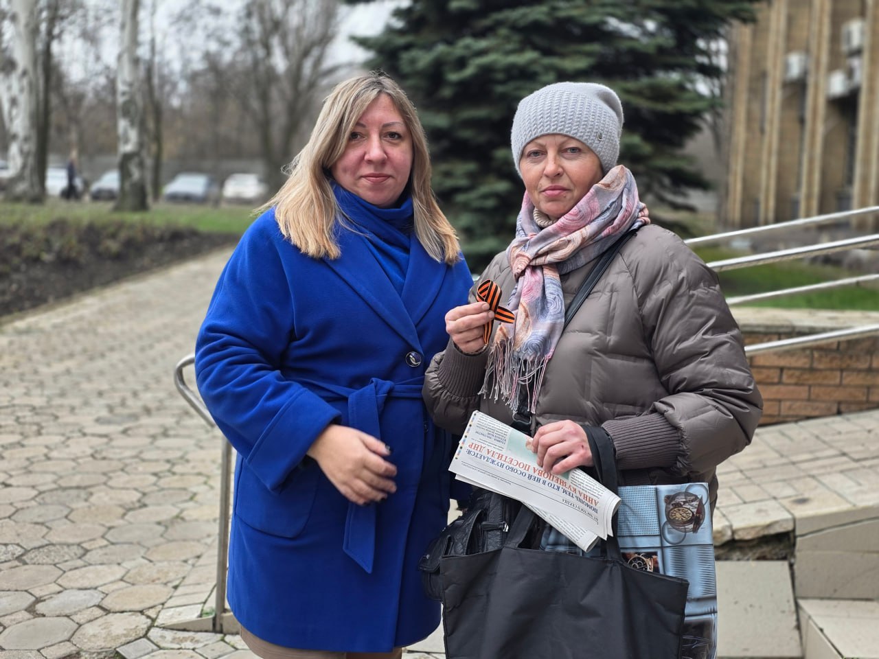 Иван Адамец: В преддверии Дня Георгиевской ленты, сотрудники Управы Куйбышевского района вышли на улицу, чтобы раздать жителям главный символ воинской доблести и памяти Иван Адамец: В преддверии Дня Георгиевской ленты, сотрудники Управы Куйбышевского района вышли на улицу, чтобы раздать жителям главный символ воинской доблести и памяти