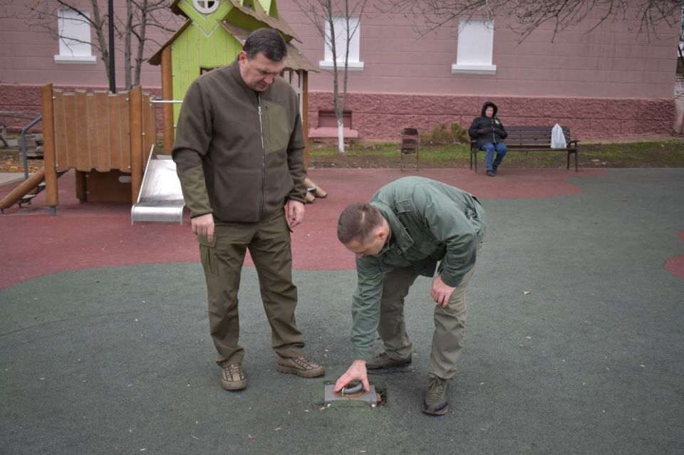 Игорь Лызов: Сегодня проинспектировал детские и спортивные площадки в городе Игорь Лызов: Сегодня проинспектировал детские и спортивные площадки в городе
