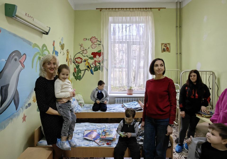 Сегодня передали подарки в рамках акции «Коробка храбрости» в детское отделение центральной больницы города Сегодня передали подарки в рамках акции «Коробка храбрости» в детское отделение центральной больницы города