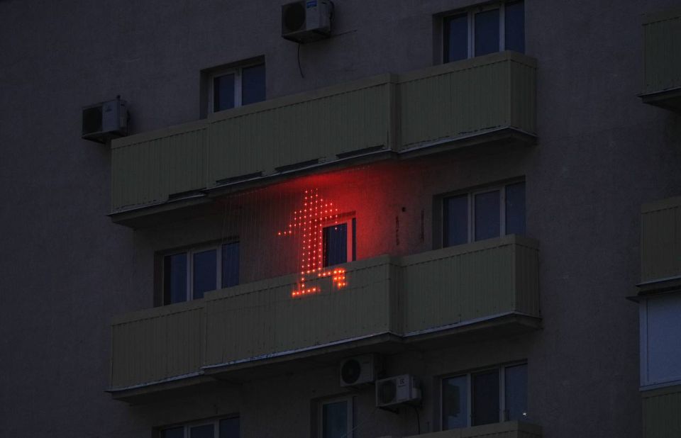 Так украсили центральный проспект Мариуполя - Ленина Так украсили центральный проспект Мариуполя - Ленина