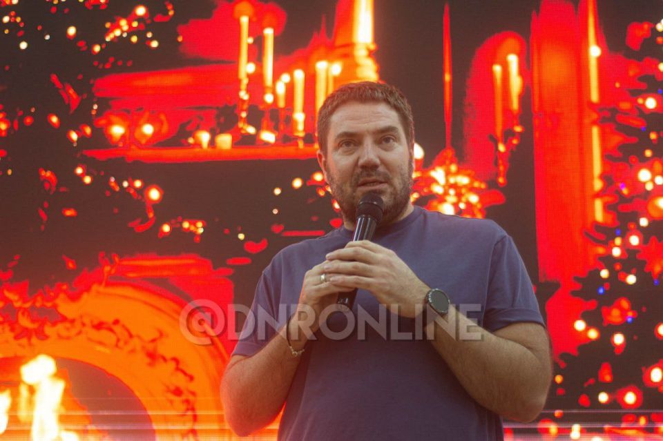 В ДНР стартовал проект «Елка желаний» В ДНР стартовал проект «Елка желаний»