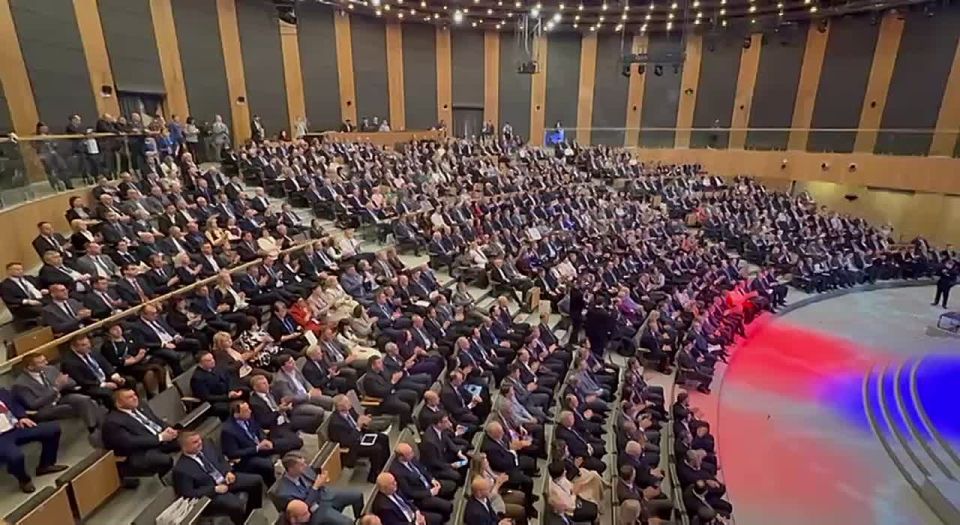 Форум-выставка муниципальных практик «БОЛЬШИЕ РЕШЕНИЯ МАЛОЙ РОДИНЫ» начал свою работу