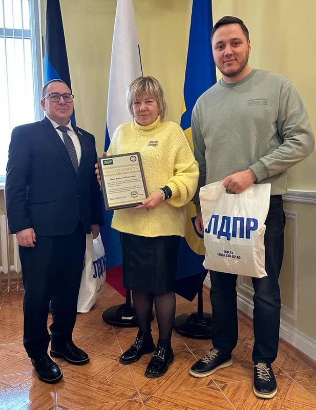 Андрей Крамар: Не просто так проводил параллели между работой наших добровольцев и депутатским трудом: дел сегодня выдалось достаточно - и по волонтерской линии, и по парламентской